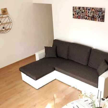 Au Coeur De Saint Chamas Apartment Bagian luar foto