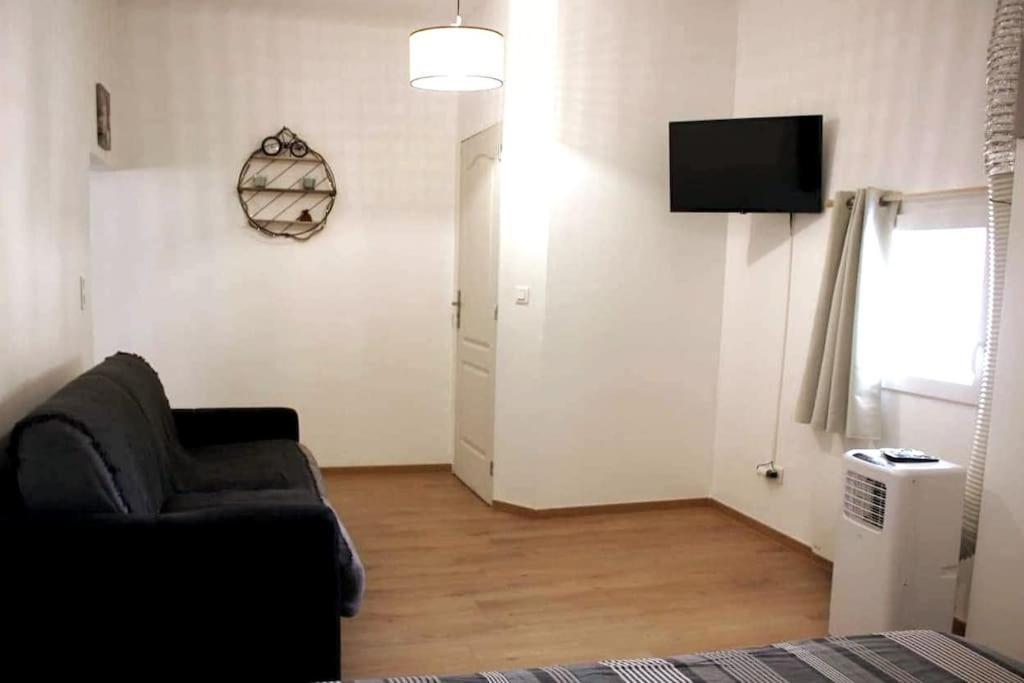 Au Coeur De Saint Chamas Apartment Bagian luar foto